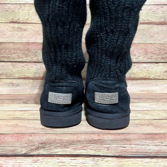 Ugg Boots Black Suburd Winter Boots - Picture 6 of 9